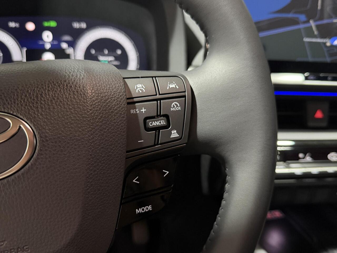 Toyota C-HR 1.8 Hybrid 140 Executive Parkersensoren V+A| Elektr. sportstoel incl. geheugen | BSM | JBL Audio | Demovoordeel! Niet meer leverbaar in deze samenstelling!