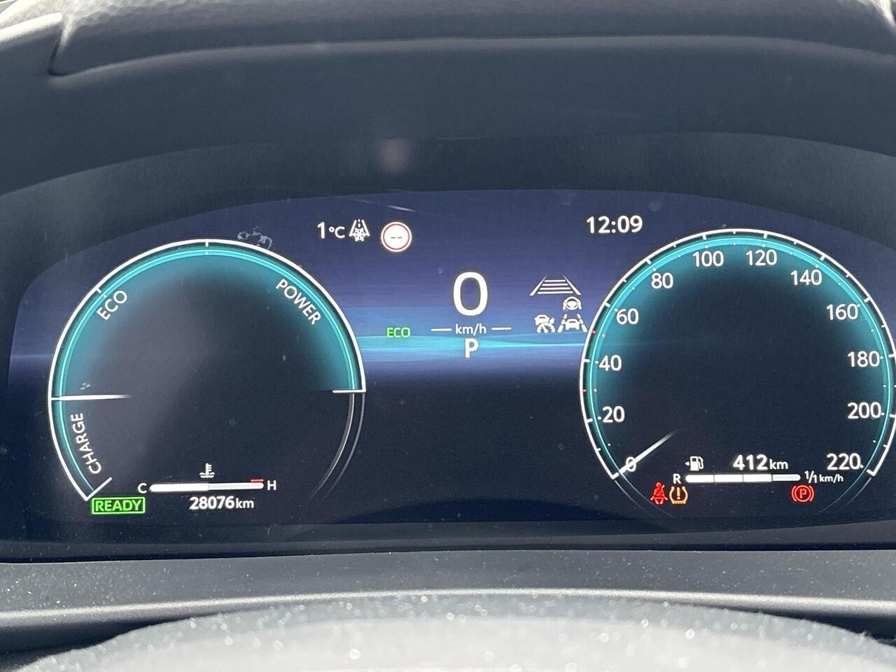 Toyota C-HR 1.8 Hybrid 140 First Edition **DODEHOEK DETECTIE/ 360 CAMERA/ PARKEERSENSOREN**