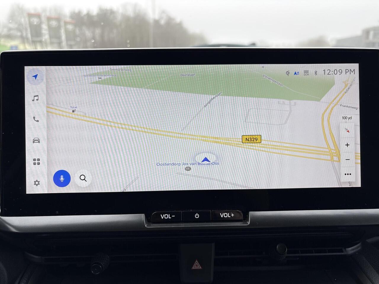 Toyota C-HR 1.8 Hybrid 140 First Edition **DODEHOEK DETECTIE/ 360 CAMERA/ PARKEERSENSOREN**