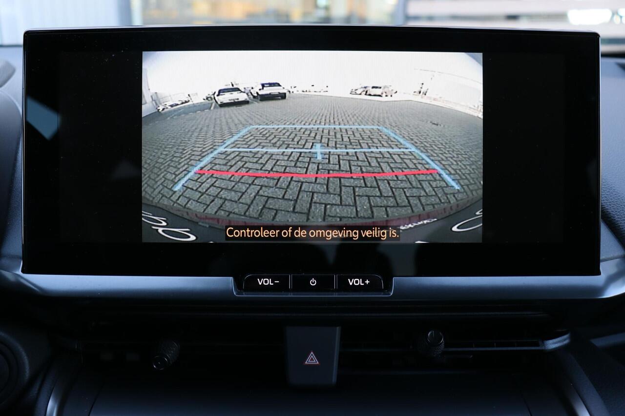 Toyota C-HR 1.8 Hybrid 140 First Edition Bitone , Stoel- en stuurverwarming , 1e eigenaar