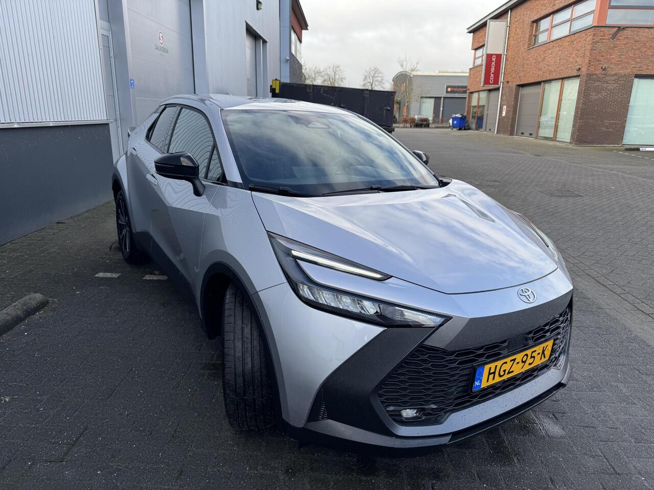 Toyota C-HR 2.0 Plug-in Hybrid 220 Dynamic , Org NL en 1e Eigenaar,