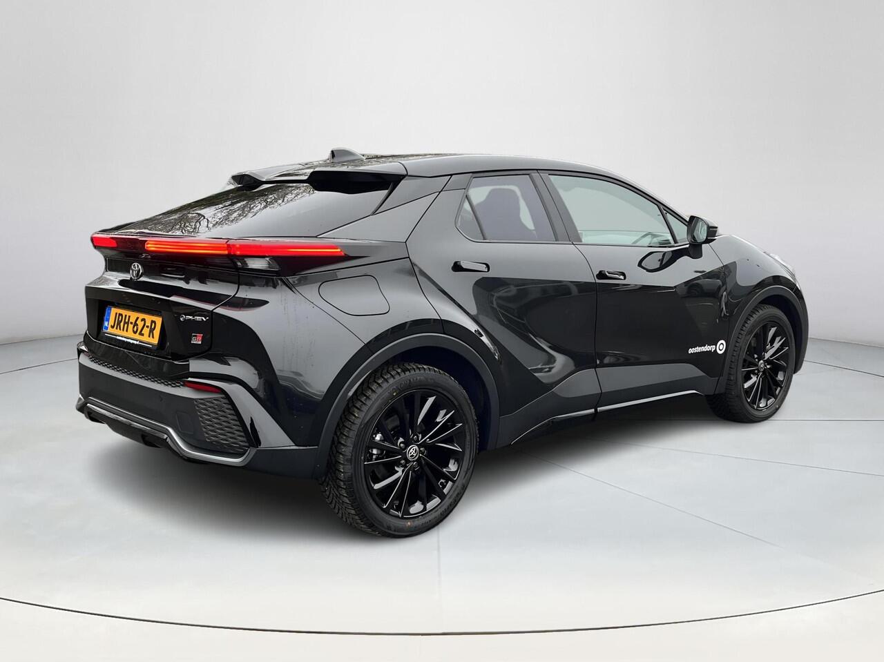 Toyota C-HR 2.0 Plug-in Hybrid 220 Black Edition | Navigatie | Apple CarPlay/Android auto | Achteruitrijcamera | Head-Up display | Elektrische achterklep