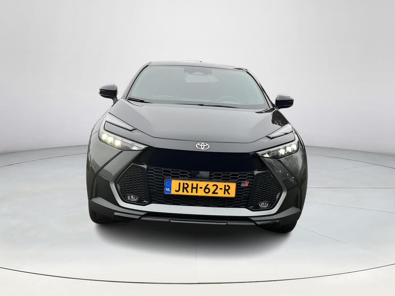 Toyota C-HR 2.0 Plug-in Hybrid 220 Black Edition | Navigatie | Apple CarPlay/Android auto | Achteruitrijcamera | Head-Up display | Elektrische achterklep