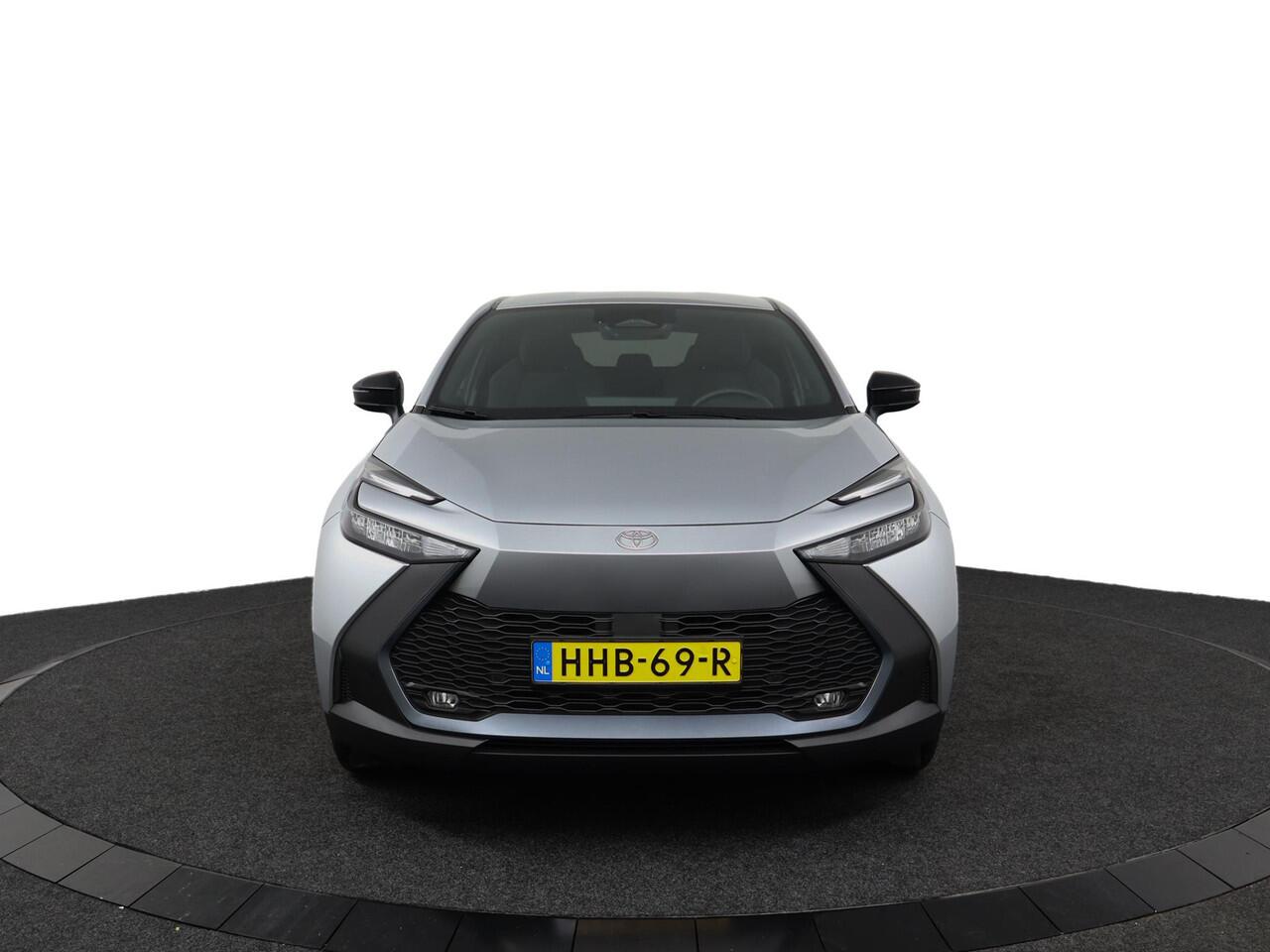 Toyota C-HR 2.0 Plug-in Hybrid 220 Dynamic | Apple Carplay/Android Auto | parkeersensor achter / voor |