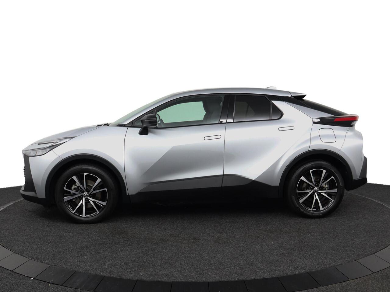 Toyota C-HR 2.0 Plug-in Hybrid 220 Dynamic | Apple Carplay/Android Auto | parkeersensor achter / voor |