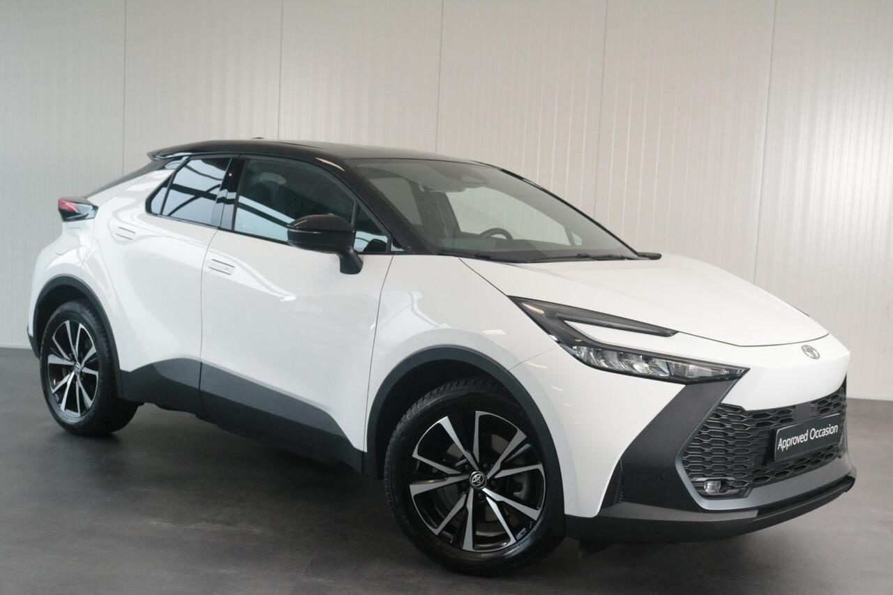 Toyota C-HR 2.0 Plug-in Hybrid 220 Dynamic Limit, Groot scherm Stoelverwarming, Apple Carplay / Android Auto.