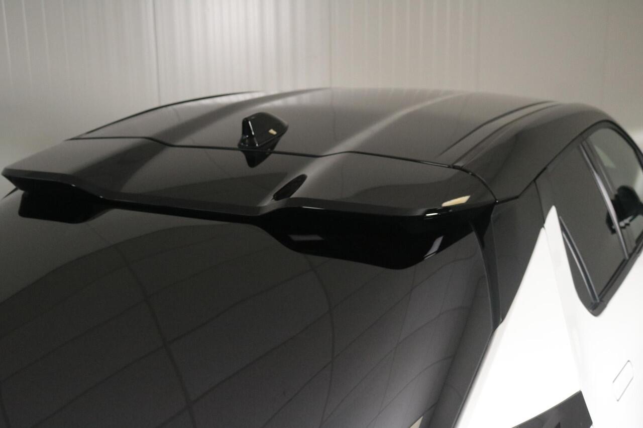 Toyota C-HR 2.0 Plug-in Hybrid 220 Dynamic Limit, Groot scherm Stoelverwarming, Apple Carplay / Android Auto.