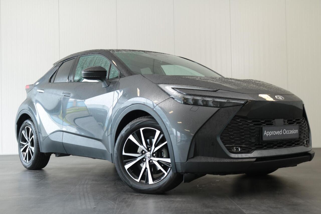 Toyota C-HR 1.8 Hybrid 140 First Edition Bitone, Navi, Carplay , Elek achterklep, Stoelverwarming.