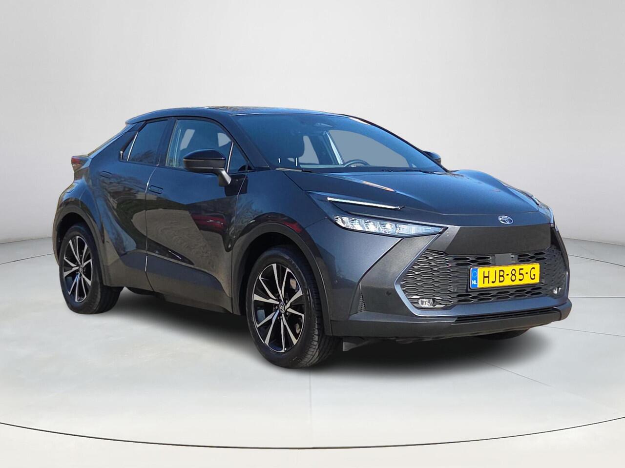 Toyota C-HR 2.0 Plug-in Hybrid 220 Dynamic | Apple CarPlay | Stuur verwarming | Blindspot | Rijklaar incl. garantie |