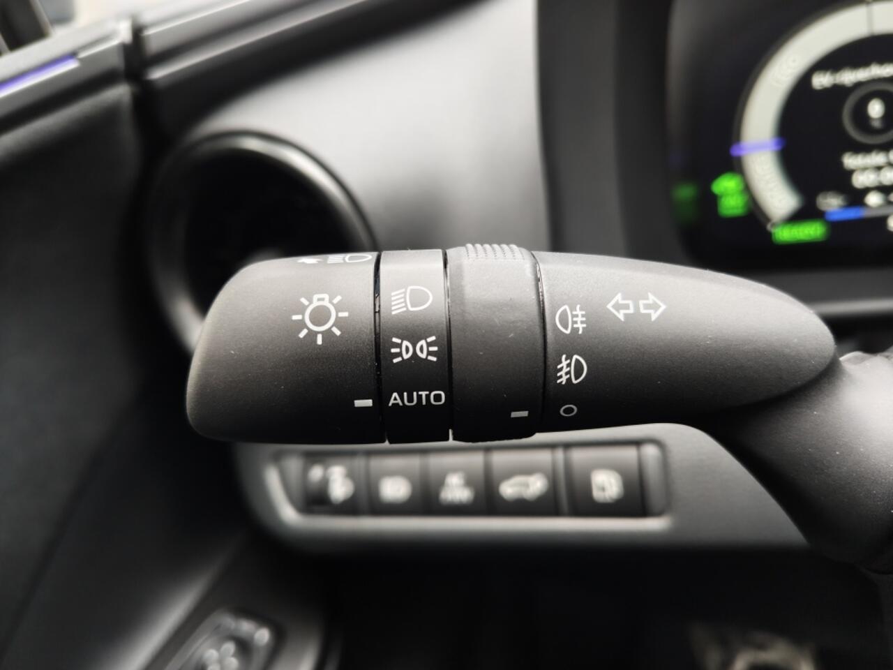 Toyota C-HR 2.0 PHEV 220 GR Sport | Stuur+stoelverwarming | JBL | 19 Inch |