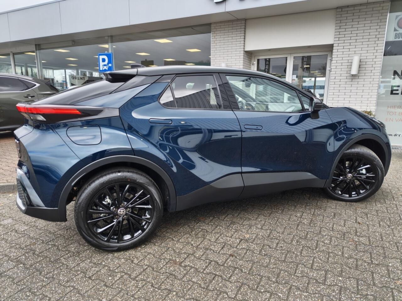 Toyota C-HR 2.0 PHEV 220 GR Sport | Stuur+stoelverwarming | JBL | 19 Inch |