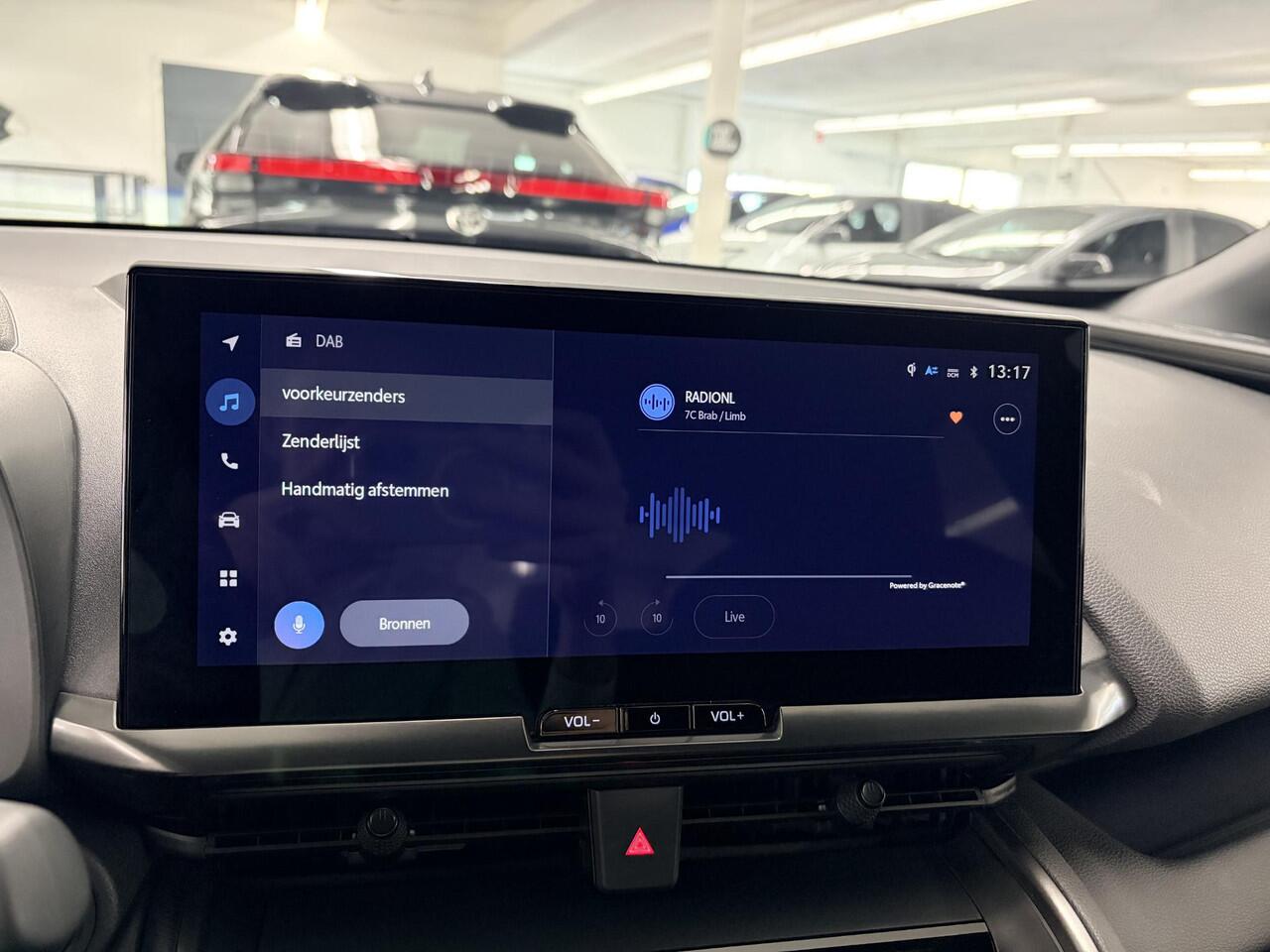 Toyota C-HR 2.0 Plug-in Hybrid 220 First Edition