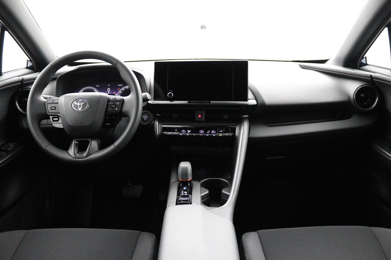 Toyota C-HR 1.8 Hybrid 140 Dynamic | Nieuw uit voorraad leverbaar! |