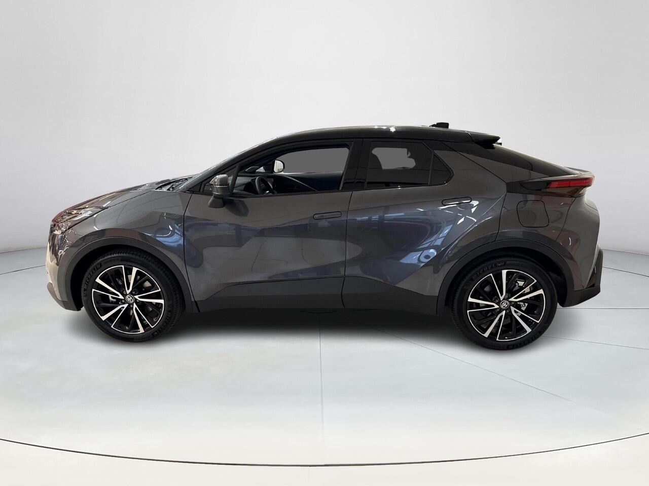 Toyota C-HR 2.0 Plug-in Hybrid 220 Executive **NIEUWE AUTO**