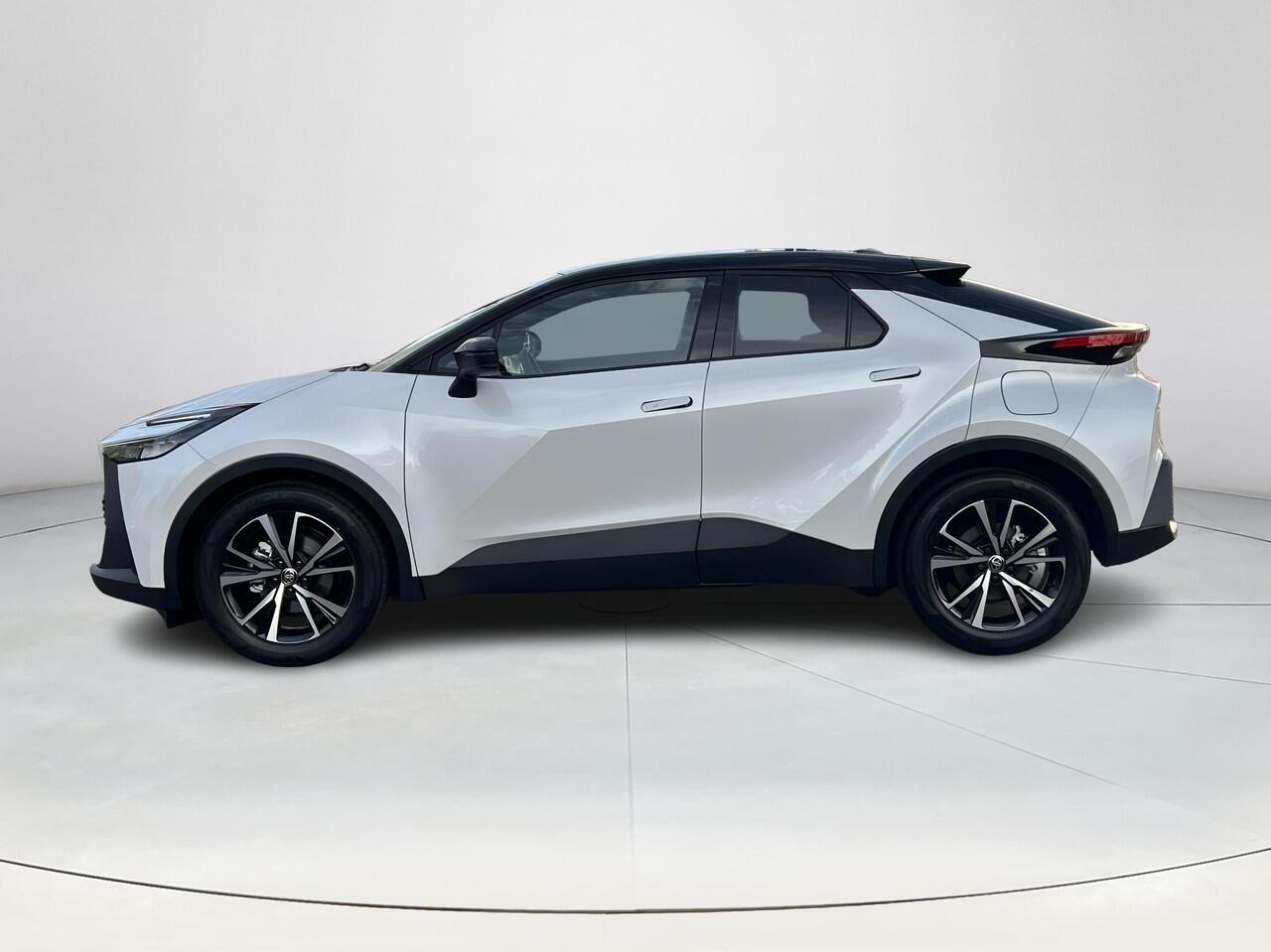 Toyota C-HR 1.8 Hybrid 140 Dynamic | Nieuwe auto | Direct uit voorraad leverbaar |