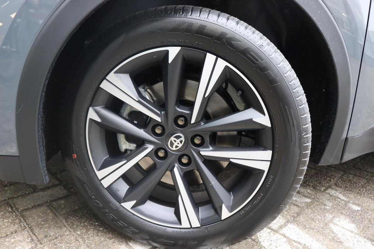 Toyota C-HR 2.0 Plug-in Hybrid 220 Dynamic , Nieuw en direct leverbaar met ¤2.000 inruilvoordeel