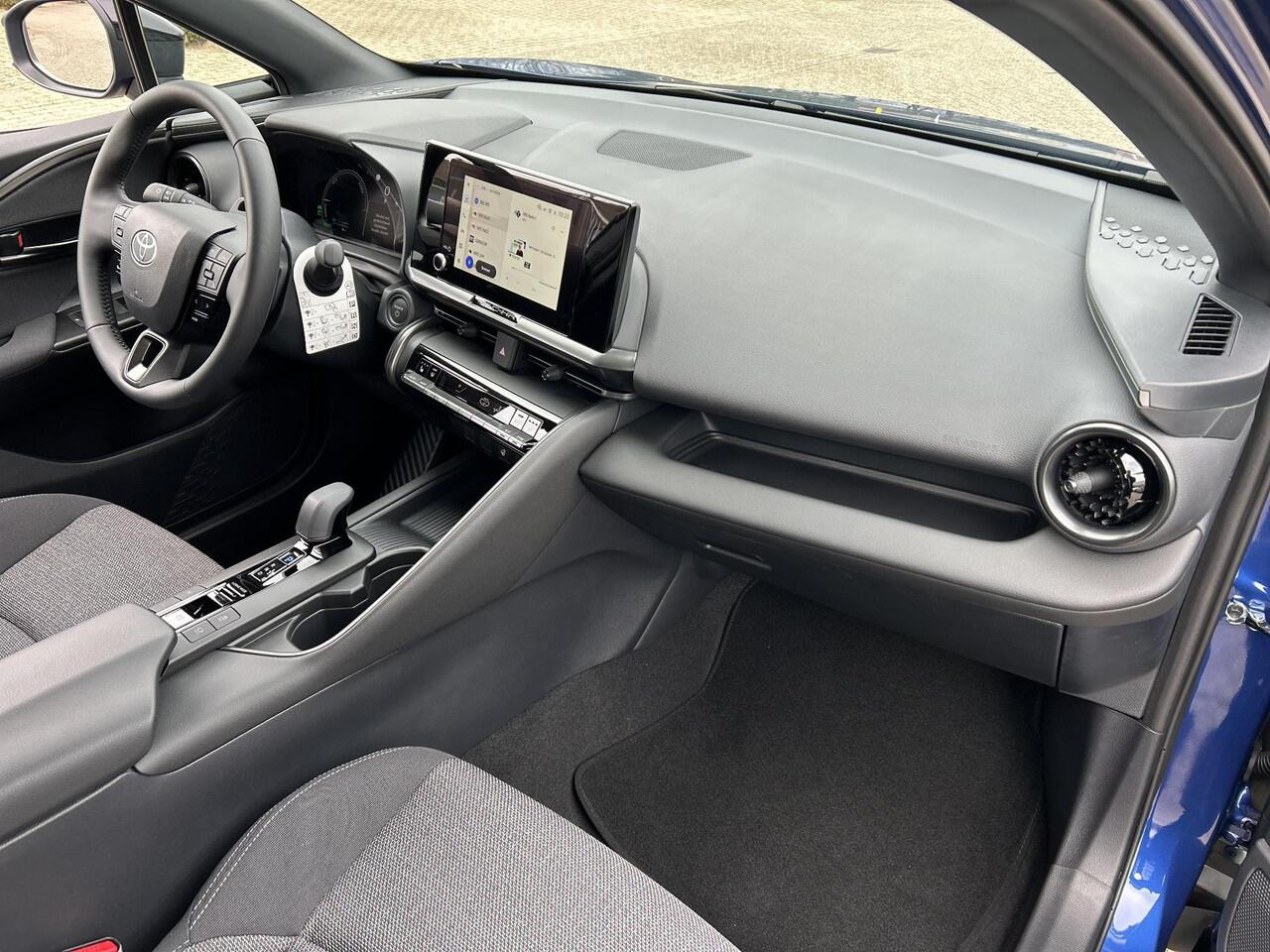 Toyota C-HR 2.0 Plug-in Hybrid 220 Dynamic | Nieuwe auto | Direct uit voorraad leverbaar |