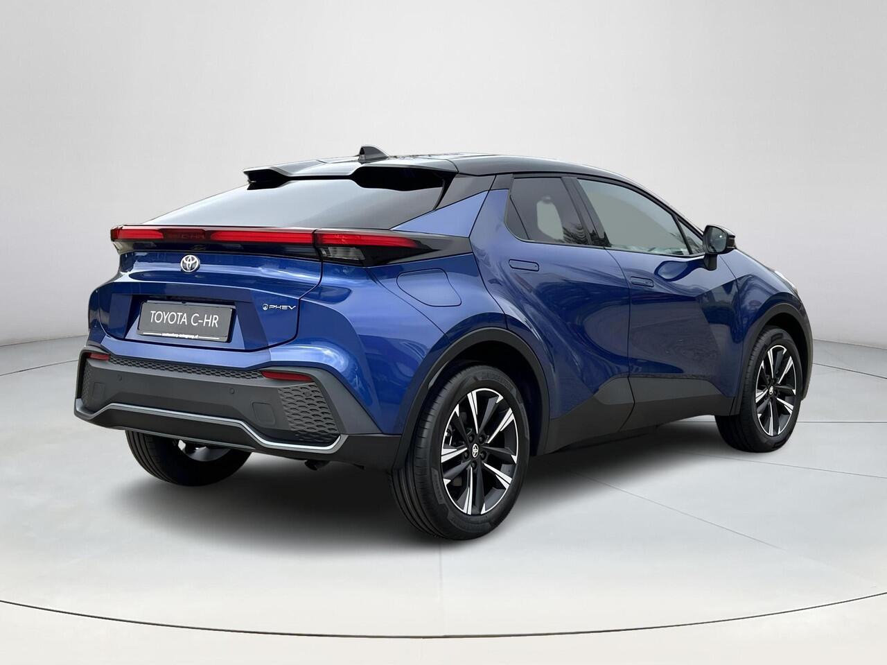 Toyota C-HR 2.0 Plug-in Hybrid 220 Dynamic | Nieuwe auto | Direct uit voorraad leverbaar |