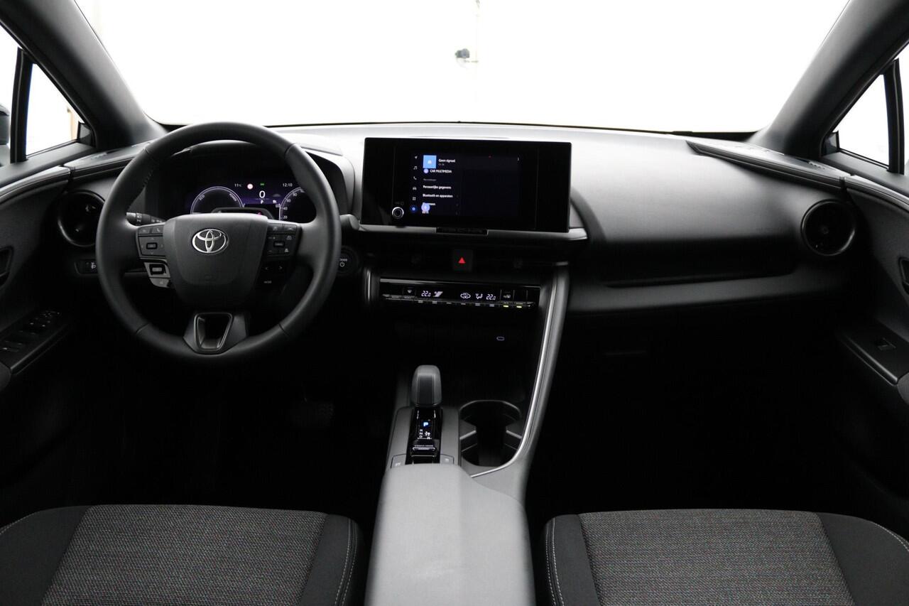 Toyota C-HR 1.8 Hybrid 140 Dynamic | Nieuw uit voorraad leverbaar! |