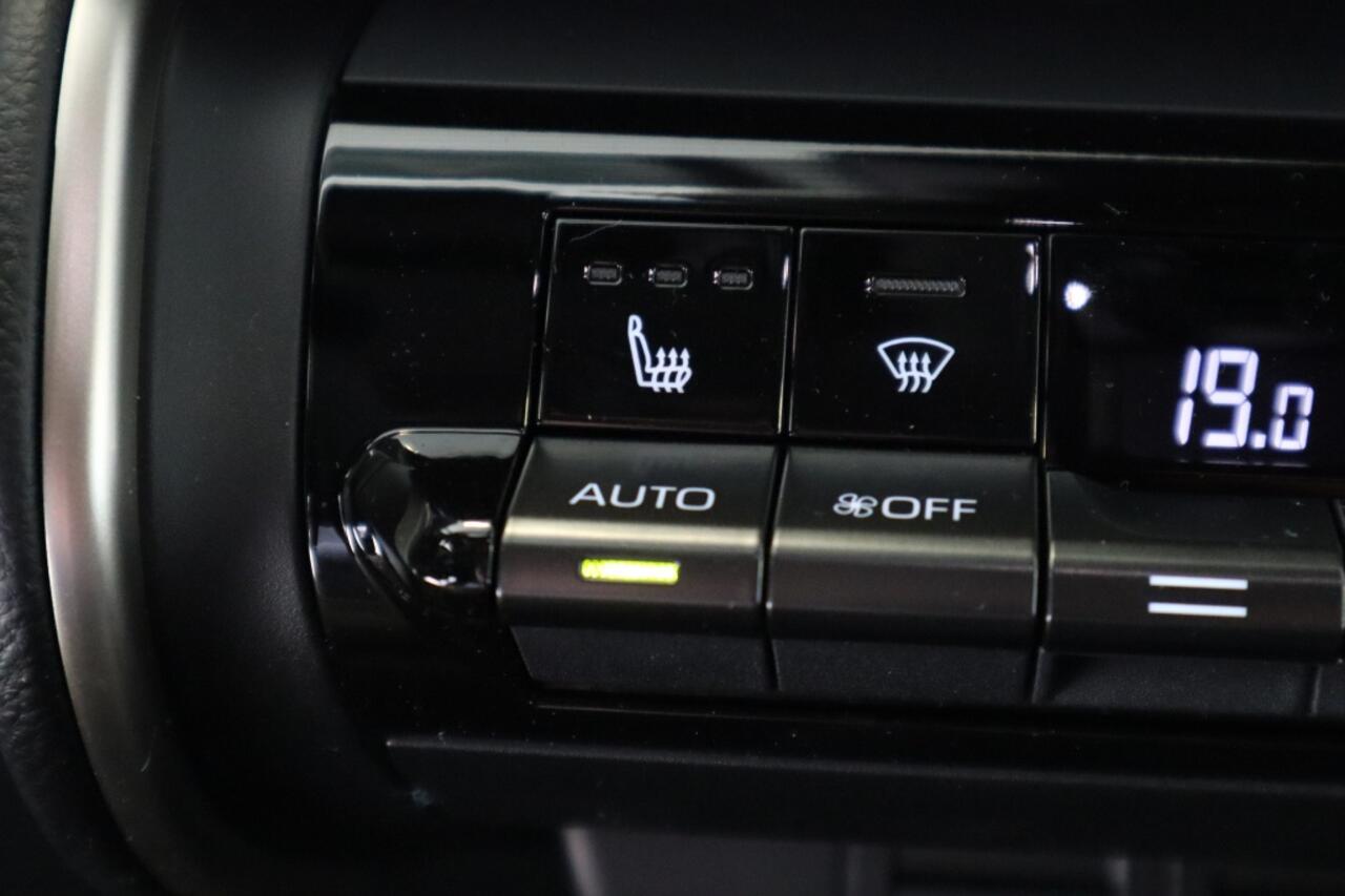 Toyota C-HR 1.8 Hybrid 140 Executive