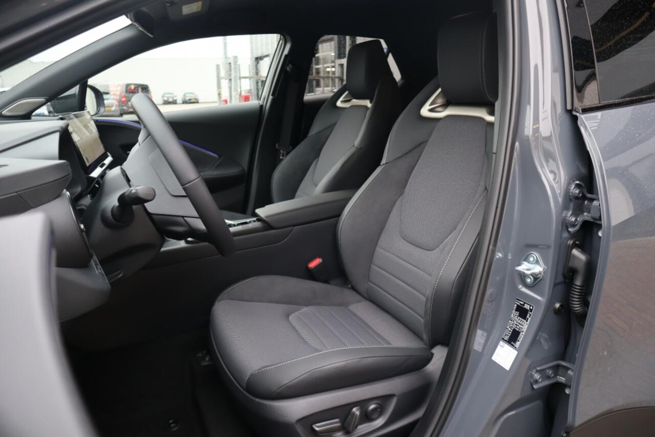Toyota C-HR 1.8 Hybrid 140 Executive