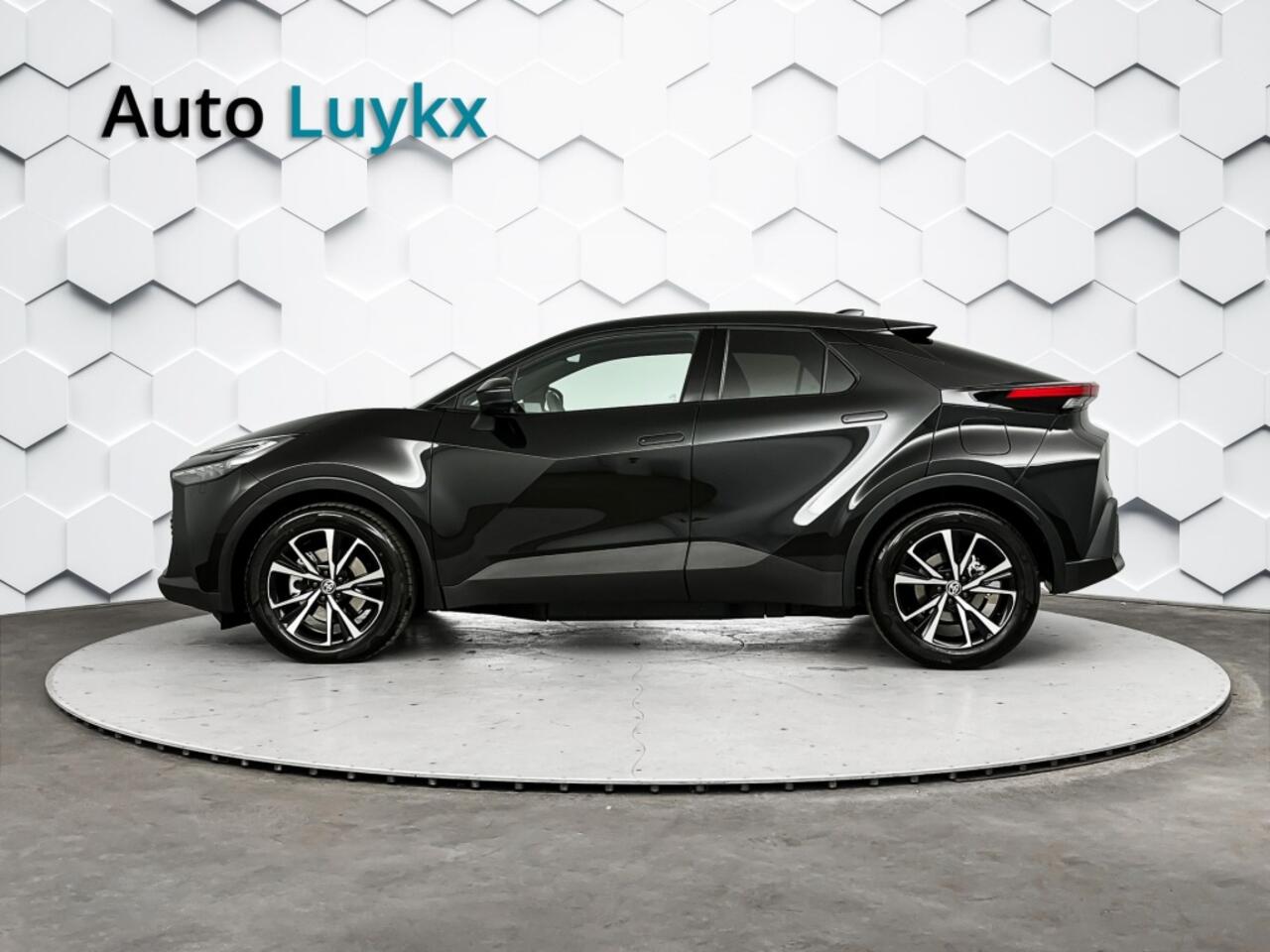 Toyota C-HR CH-R 2.0 PHEV First Edition | 223 PK | Navigatie | Elektrische Achterklep