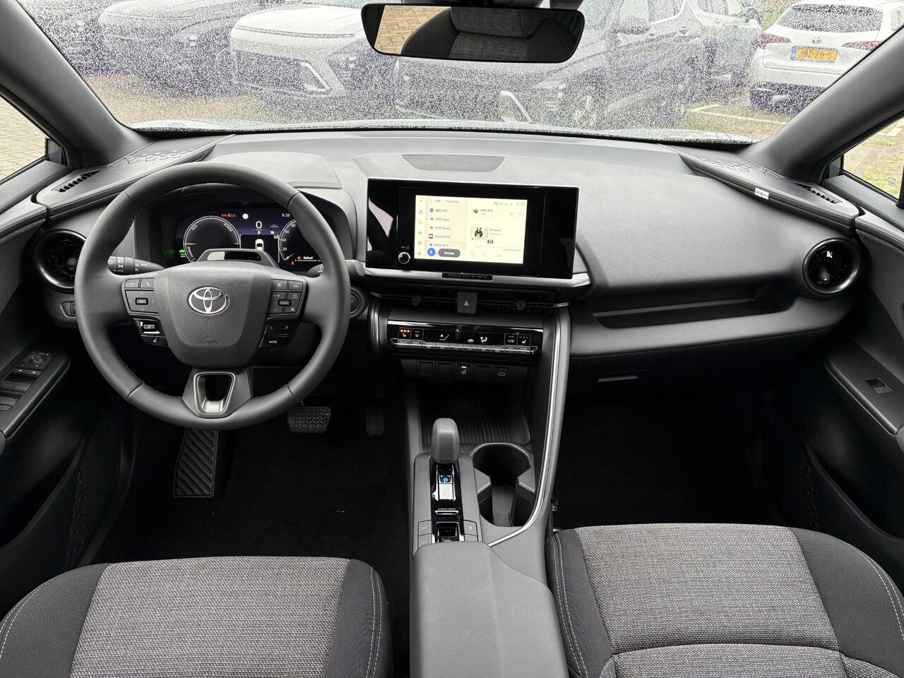 Toyota C-HR 2.0 Plug-in Hybrid 220 Dynamic **STORM GREY/ NIEUWE AUTO/ DIRECT LEVERBAAR**