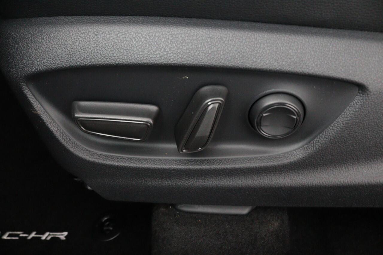 Toyota C-HR 2.0 Plug-in Hybrid 220 Executive | Nieuwe Auto | Executive Plus Pack | Bi-Tone |