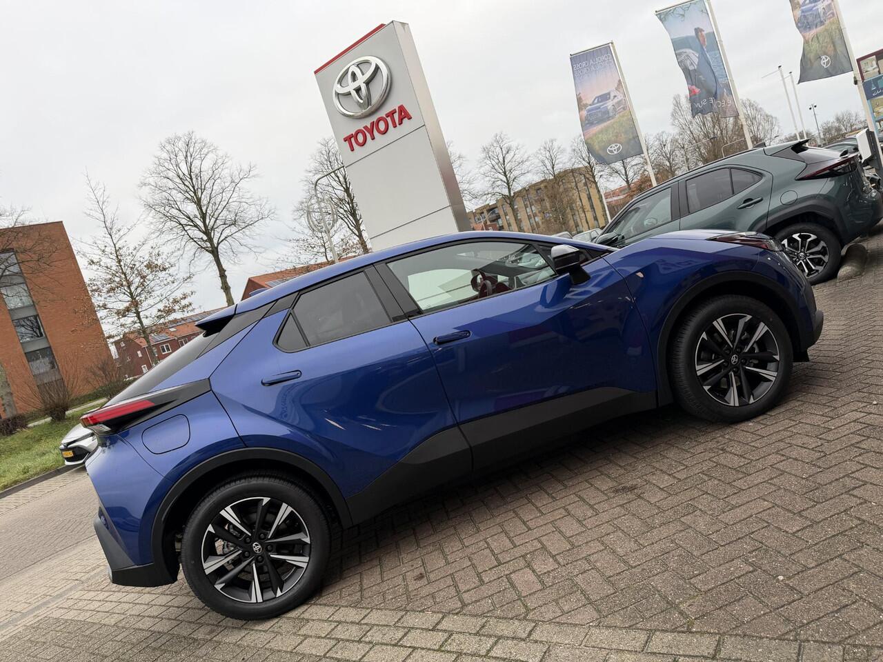 Toyota C-HR 2.0 Plug-in Hybrid 220 Dynamic