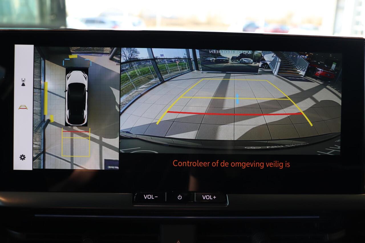 Toyota C-HR 2.0 Plug-in Hybrid 220 GR SPORT, Premium Pack, 2.000,- Inruilpremie, BSM, 360 Camera, JBL, Stuur & Stoel & Voorruit Verwarming, Pano!