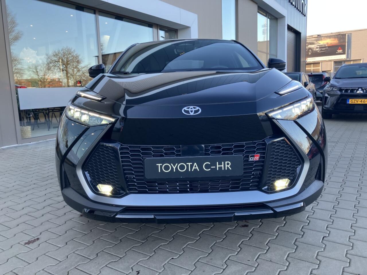 Toyota C-HR 2.0 PHEV 220 Black Edition | JBL | Headup ( nieuw uit voorraad)