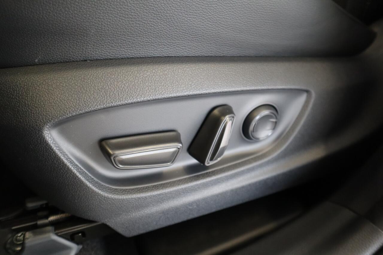 Toyota C-HR 1.8 Hybrid 140 Executive | Executive Plus Pack |