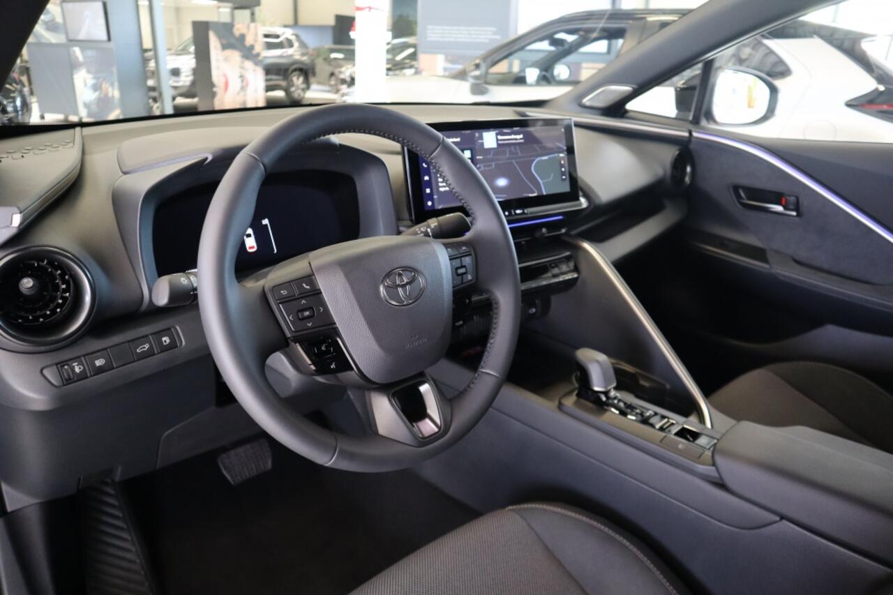 Toyota C-HR 2.0 PHEV 220 Executive | Executive Plus Pack |