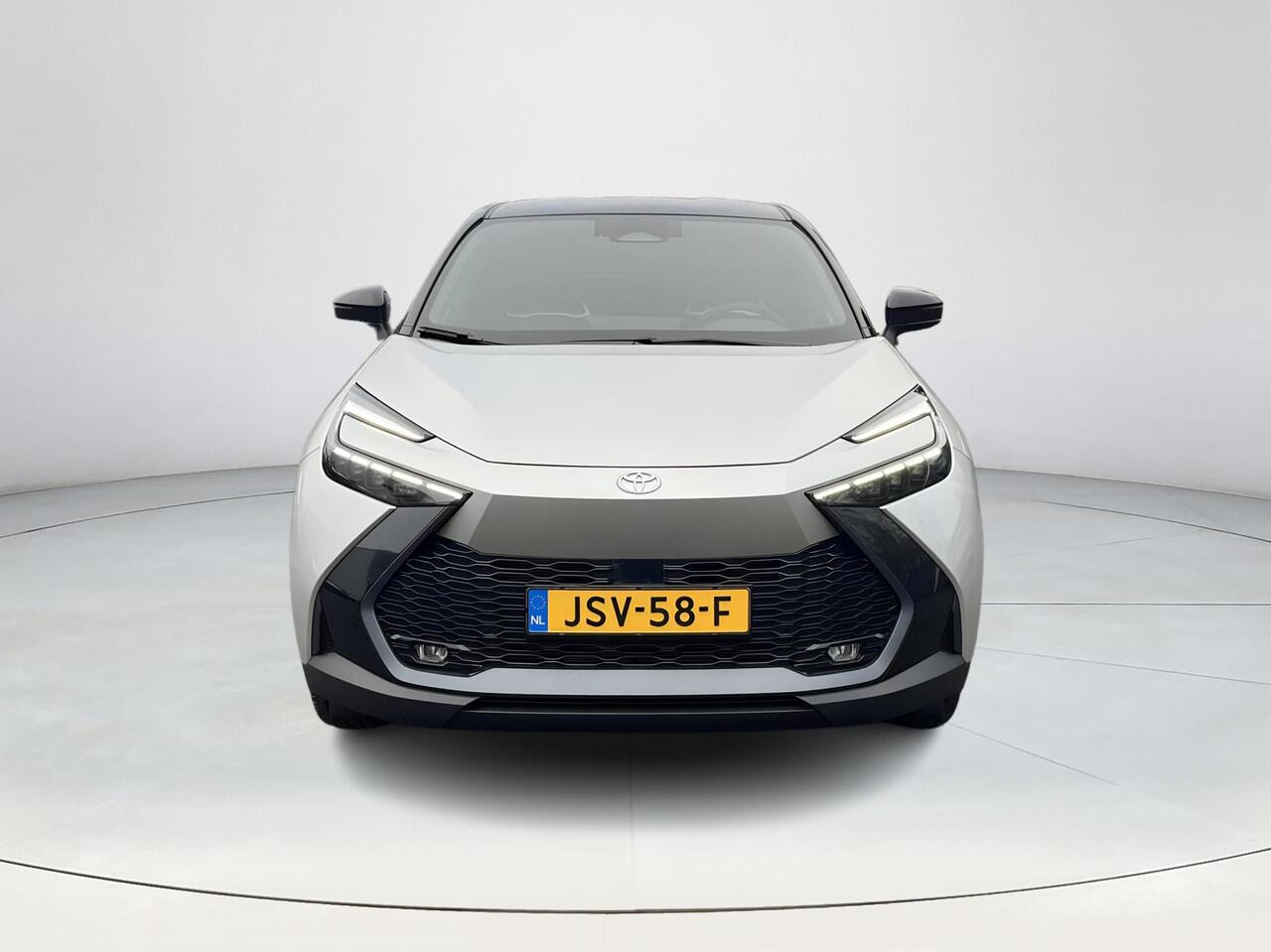 Toyota C-HR 2.0 Plug-in Hybrid 220 Executive | Navigatie | Apple CarPlay/Android auto | Achteruitrijcamera | Head-Up display | Elektrische achterklep