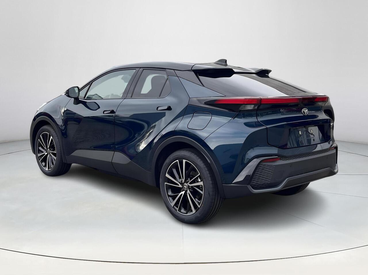 Toyota C-HR 2.0 Plug-in Hybrid 220 Executive