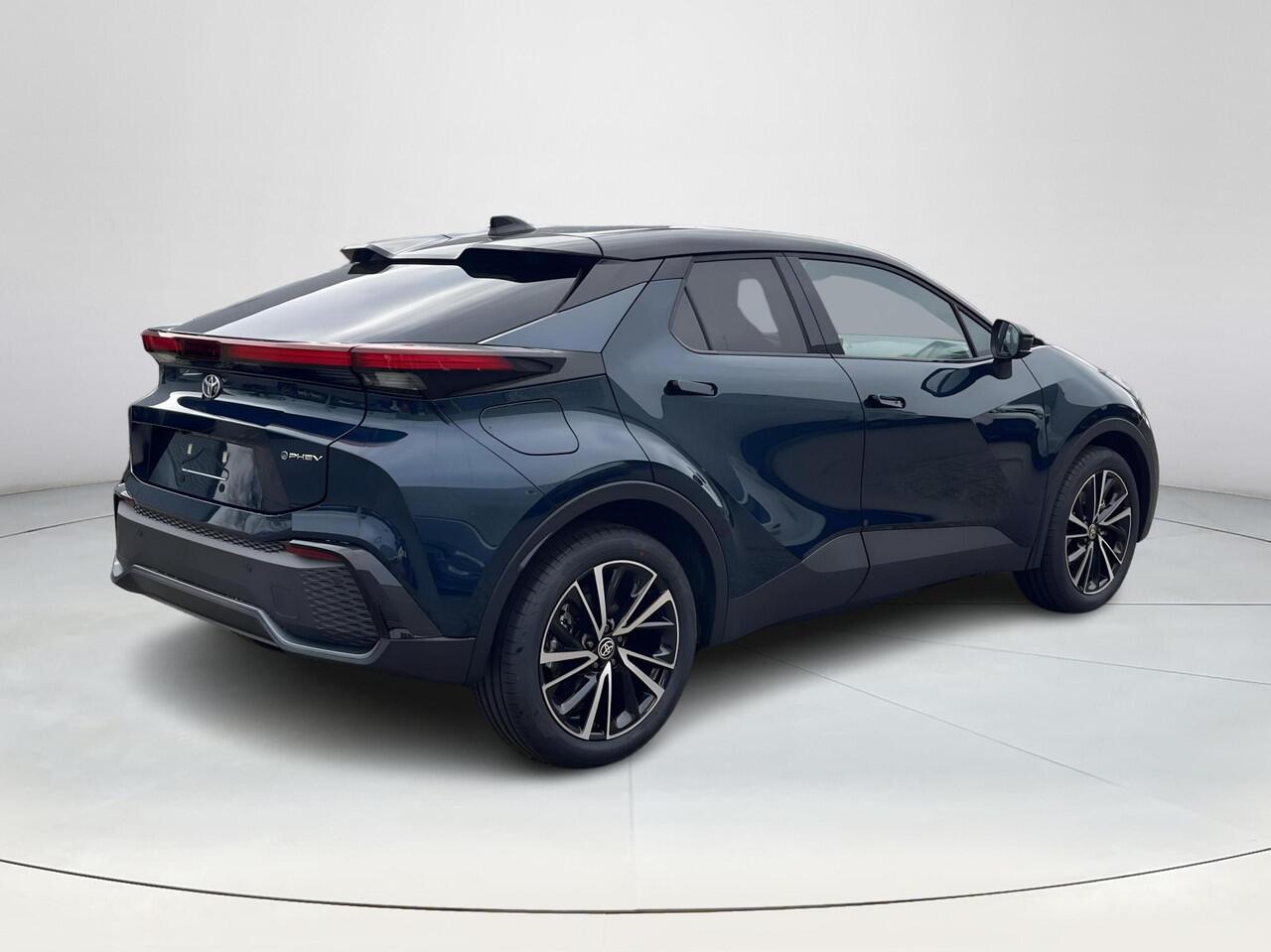 Toyota C-HR 2.0 Plug-in Hybrid 220 Executive