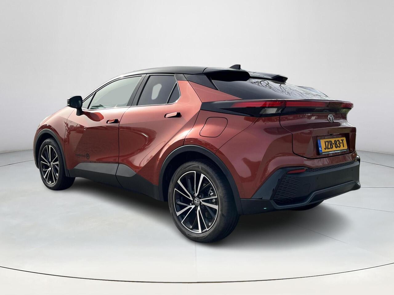 Toyota C-HR 2.0 Plug-in Hybrid 220 Executive | All-in prijs | Apple/Android | Stoel/Stuurverwarming | Camera |
