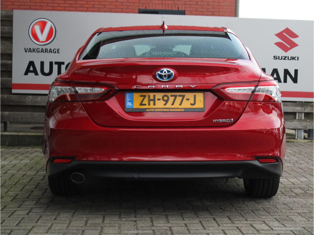 Toyota CAMRY 2.5 Hybrid Premium Automaat Navigatie, Elektrische Stoelverstelling, Parkeersensoren Voor en Achter, JBL Geluidsinstallatie