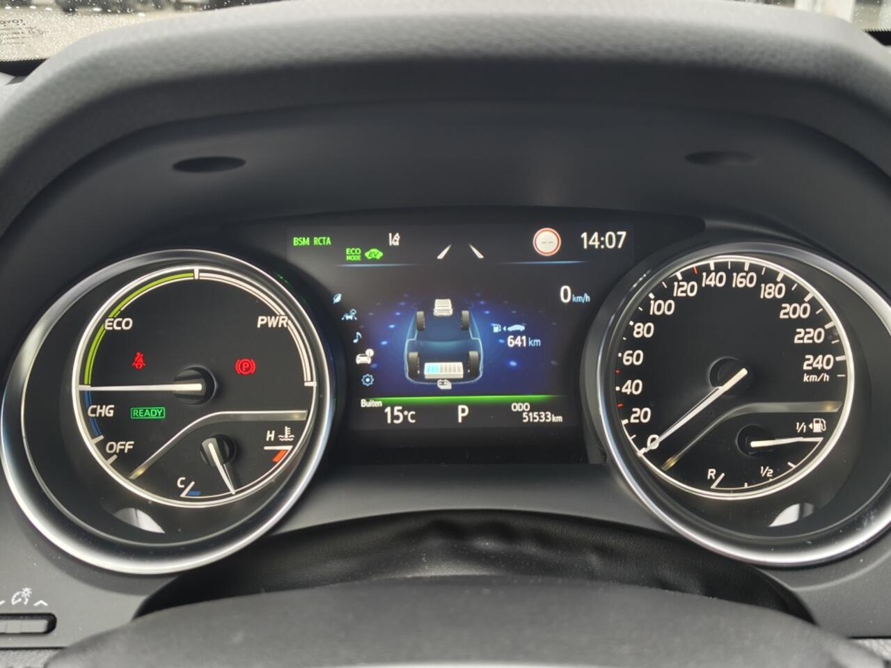 Toyota CAMRY 2.5 Hybrid Executive | Leder | Sensoren v/a | Navi | Stoelverwar