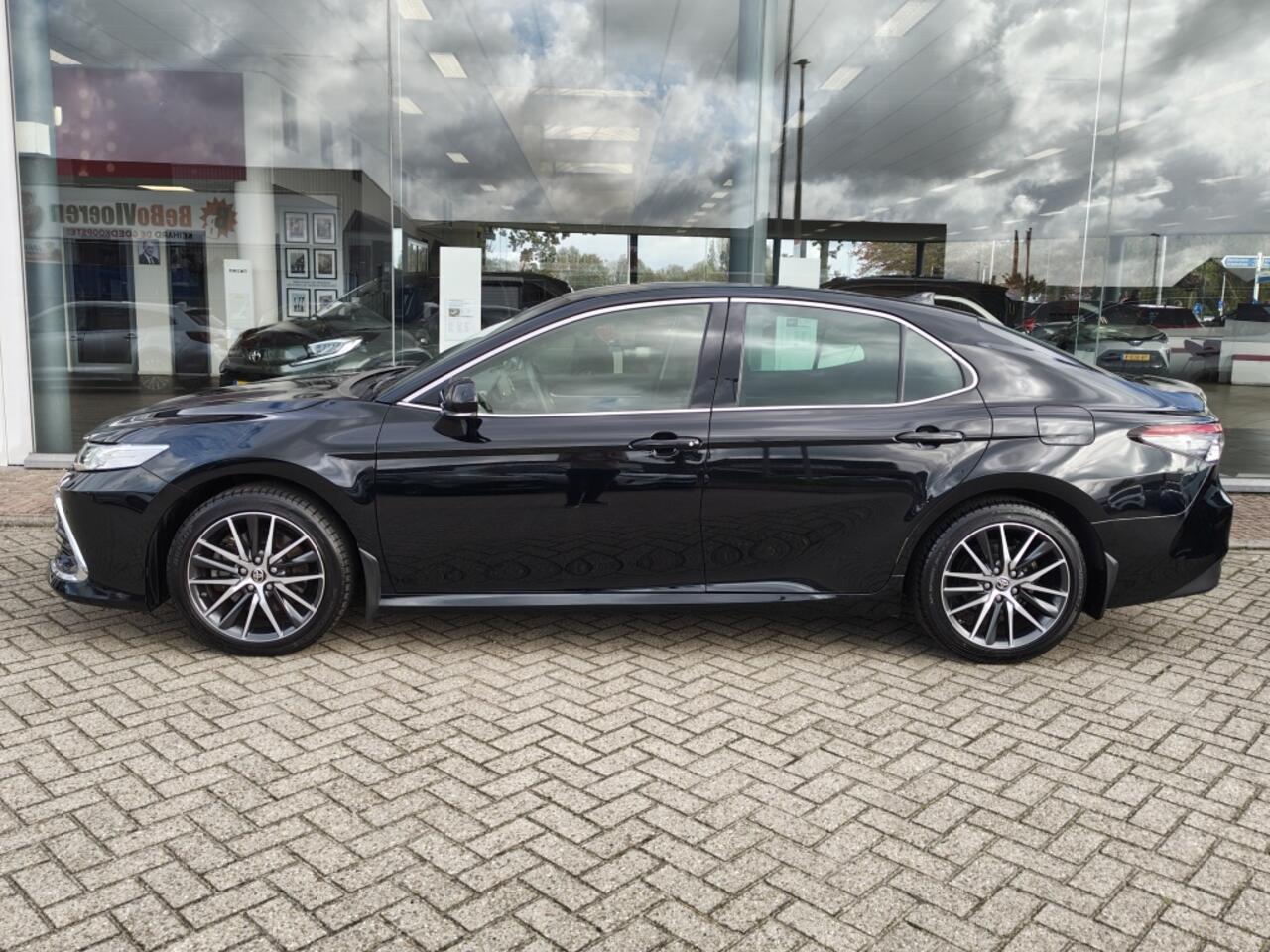 Toyota CAMRY 2.5 Hybrid Executive | Leder | Sensoren v/a | Navi | Stoelverwar