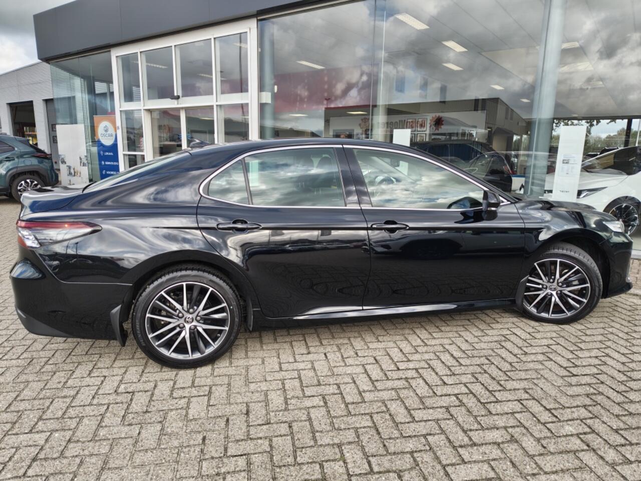 Toyota CAMRY 2.5 Hybrid Executive | Leder | Sensoren v/a | Navi | Stoelverwar