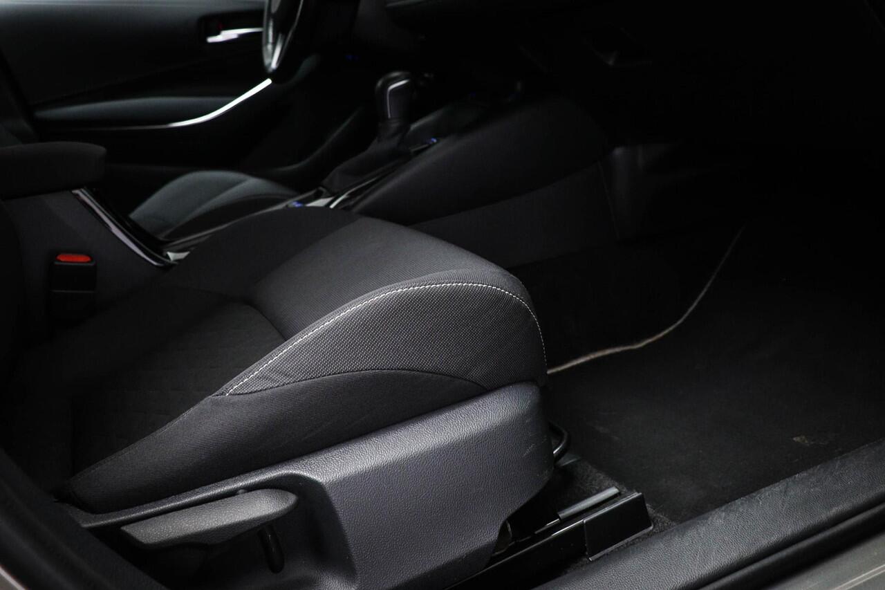 Toyota COROLLA 1.8 Hybrid Active | STUUR VERWARMING | LED | CAMERA