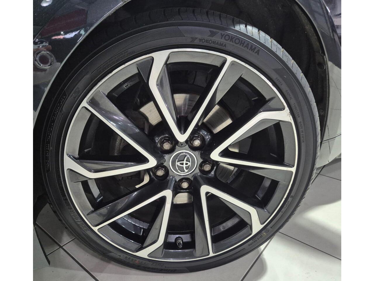 Toyota COROLLA Touring Sports 2.0 Hybrid Executive | Lichtmetalen velgen | Luxe bekleding | Dealer onderhouden |