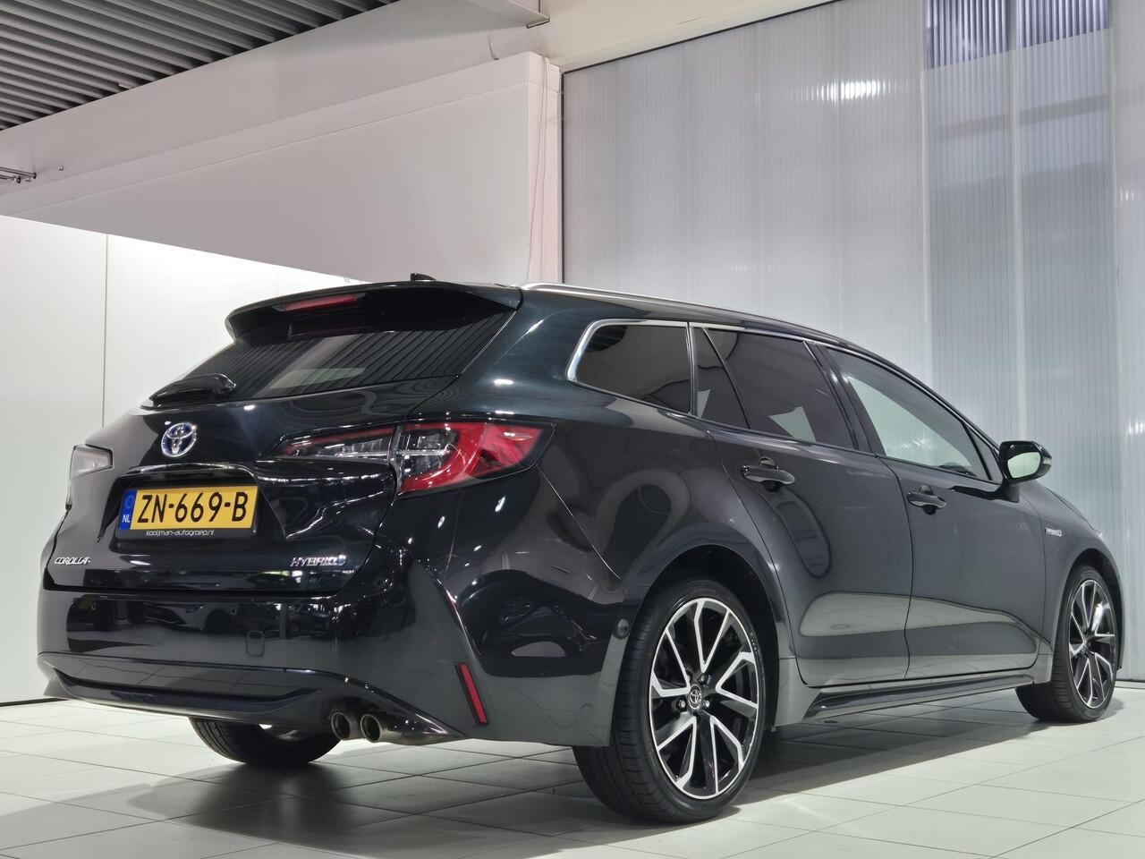 Toyota COROLLA Touring Sports 2.0 Hybrid Executive | Lichtmetalen velgen | Luxe bekleding | Dealer onderhouden |