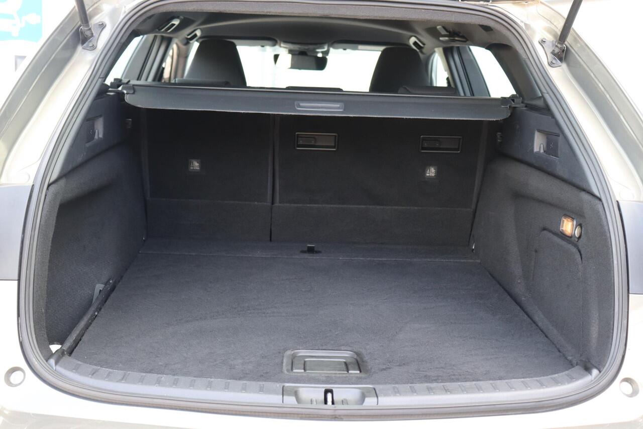 Toyota COROLLA Touring Sports 2.0 Hybrid First Edition