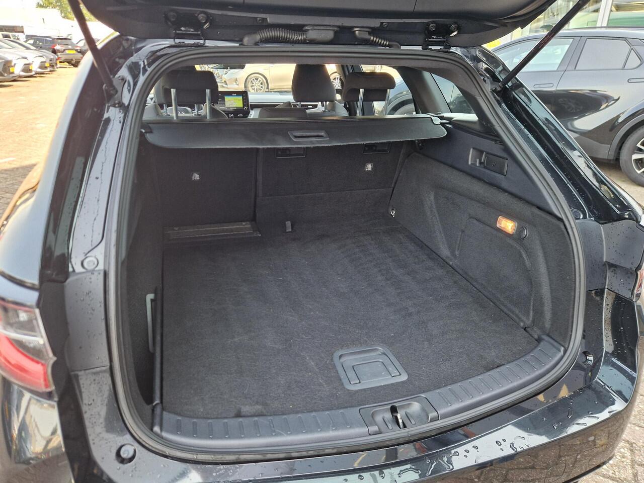 Toyota COROLLA Touring Sports 2.0 Hybrid Dynamic 180 pk