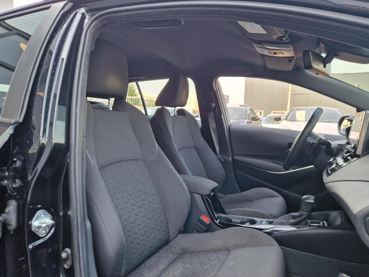 Toyota COROLLA Touring Sports 2.0 Hybrid Dynamic 180 pk