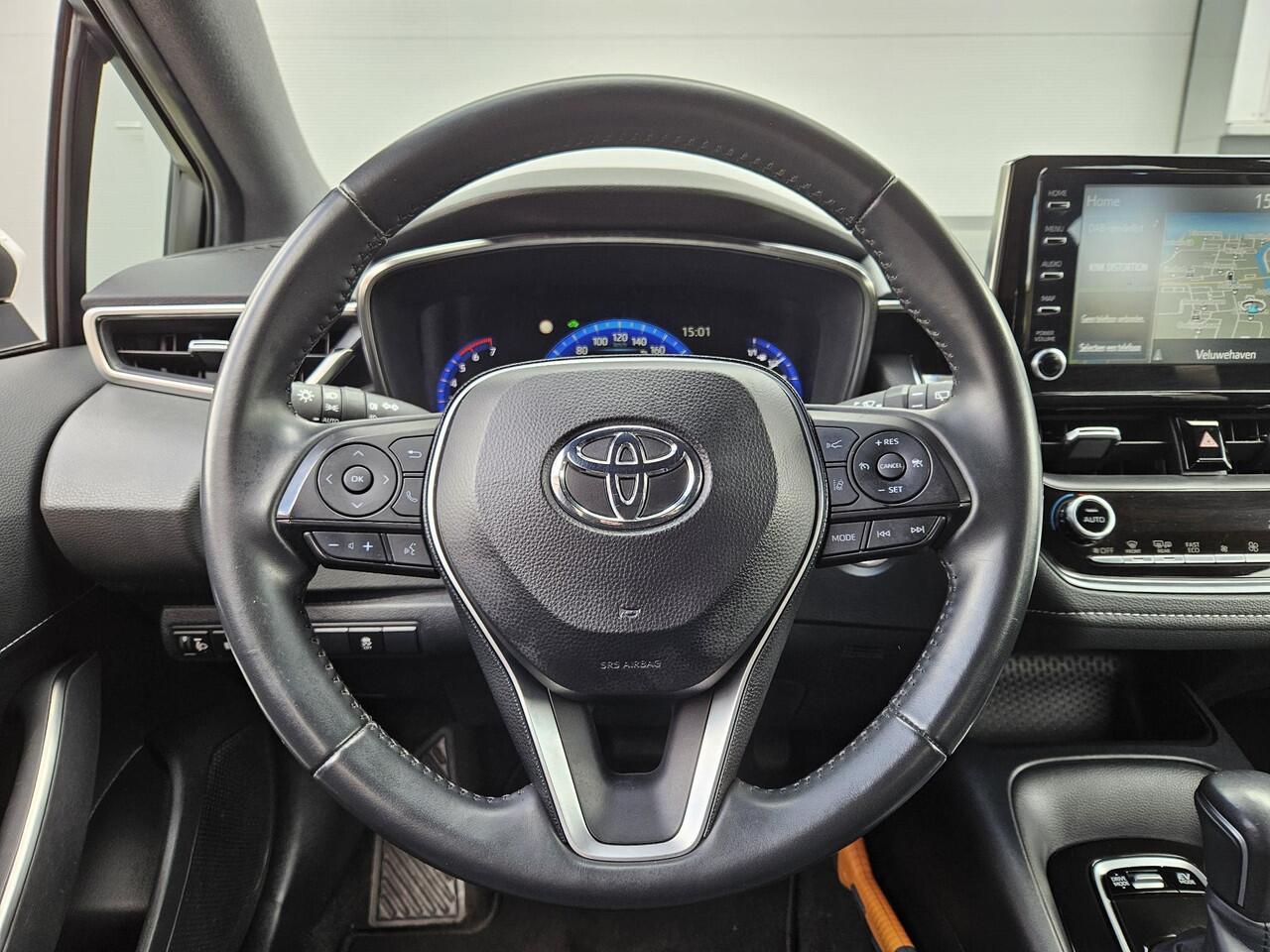 Toyota COROLLA 1.8 Hybrid First Edition Hatchback | Full Map Navigatie | Achteruitrijcamera | Garantie t/m 06-2029 of 200.000km