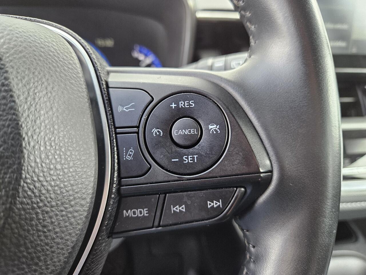 Toyota COROLLA 1.8 Hybrid First Edition Hatchback | Full Map Navigatie | Achteruitrijcamera | Garantie t/m 06-2029 of 200.000km