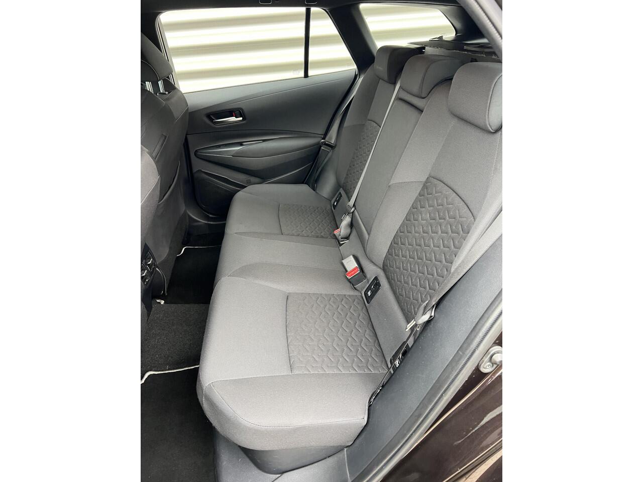 Toyota COROLLA Touring Sports 1.8 Hybrid Trekhaak Business Camera